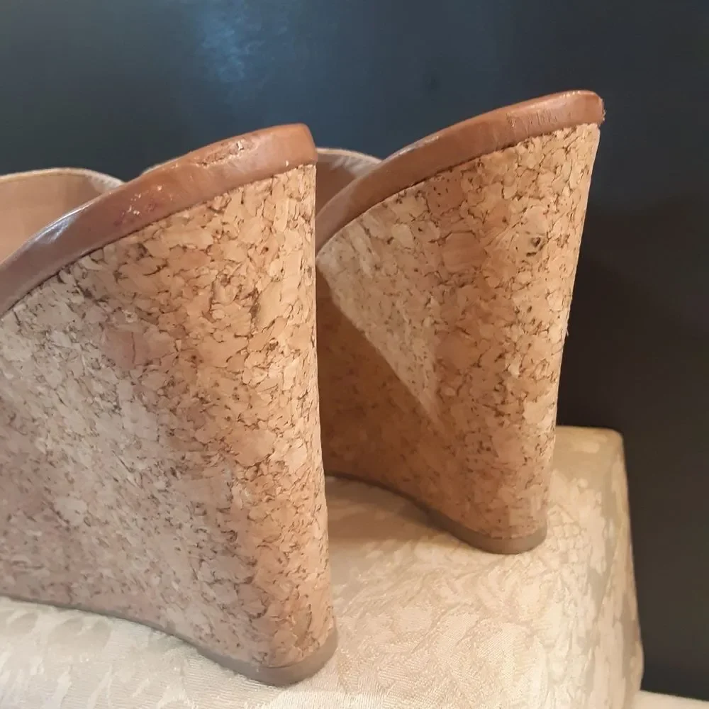Boston Proper beige gold